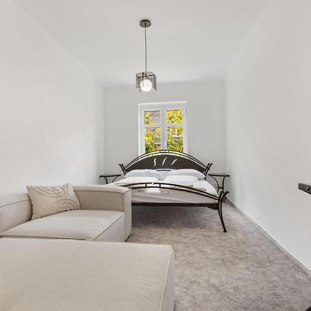 Apartmán Ah Luxury Old Town Bratislava Exteriér fotografie